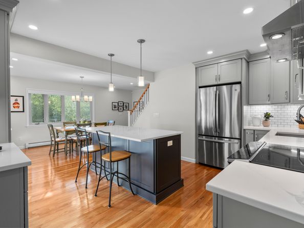60 Winnepoge Drive, Fairfield CT 06825