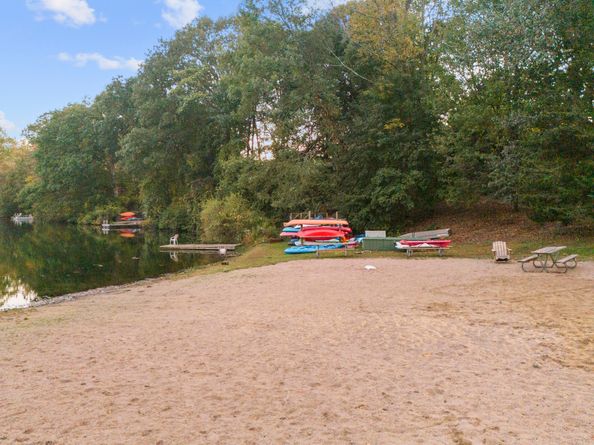 60 Winnepoge Drive, Fairfield CT 06825