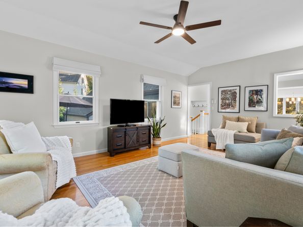 60 Winnepoge Drive, Fairfield CT 06825