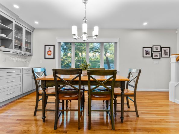60 Winnepoge Drive, Fairfield CT 06825