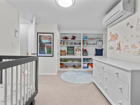 60 Winnepoge Drive, Fairfield CT 06825
