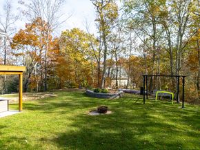 2 Evet Drive, New Fairfield CT 06812