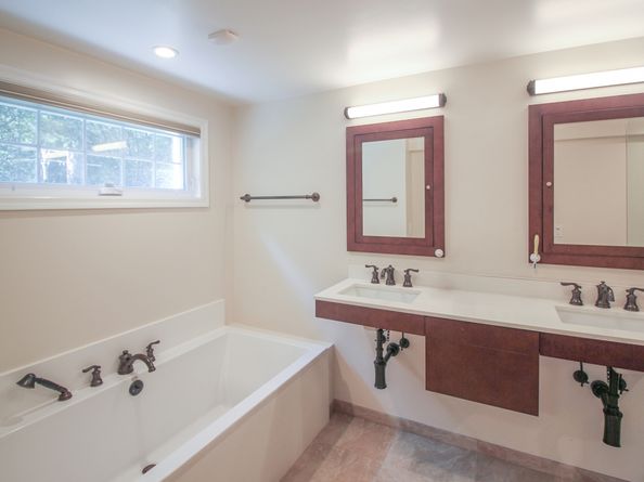 259 Wilton Road, Westport CT 06880