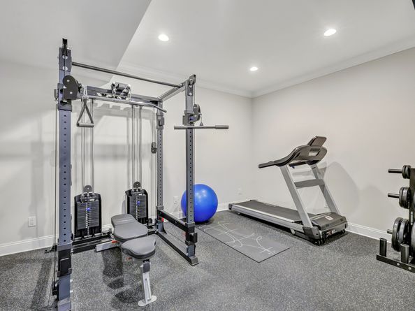 44 Brundage Street, Stamford CT 06907