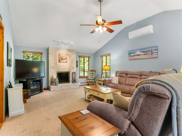 35 Mustang Drive, Shelton CT 06484