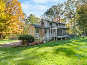 35 Mustang Drive, Shelton CT 06484