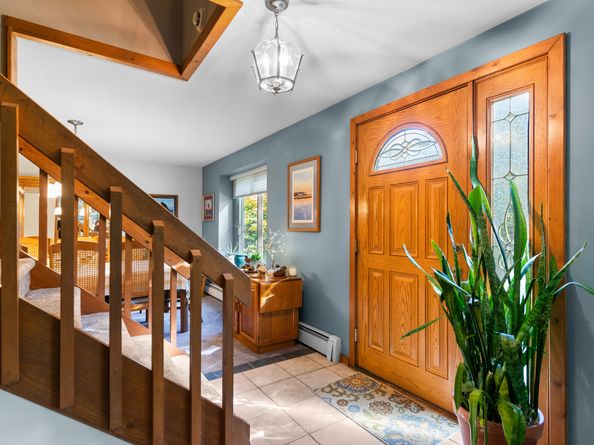35 Mustang Drive, Shelton CT 06484