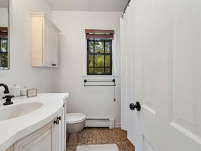 7 Morehouse Lane, Norwalk CT 06850