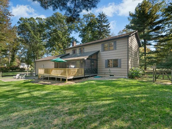 7 Morehouse Lane, Norwalk CT 06850