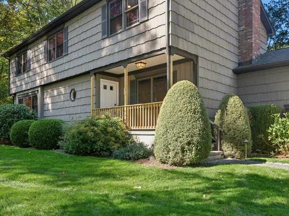 7 Morehouse Lane, Norwalk CT 06850