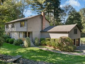 7 Morehouse Lane, Norwalk CT 06850
