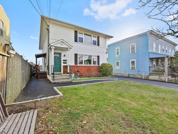 33 Dora Street, Stamford CT 06902
