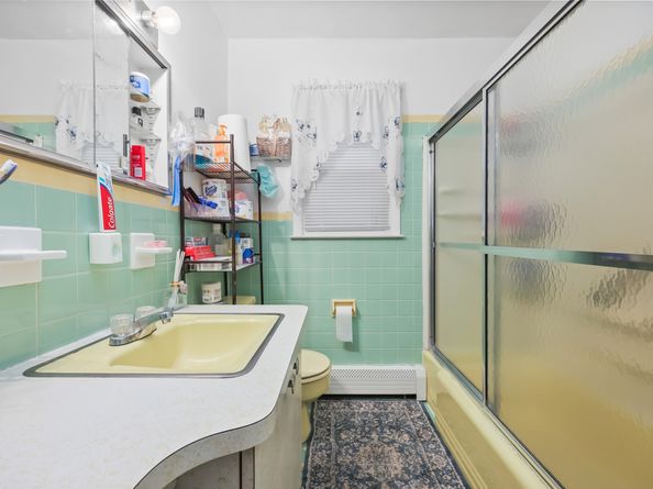 33 Dora Street, Stamford CT 06902