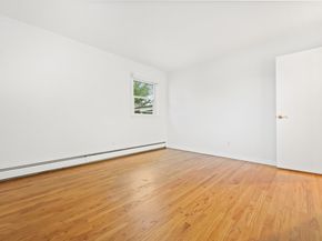 33 Dora Street, Stamford CT 06902