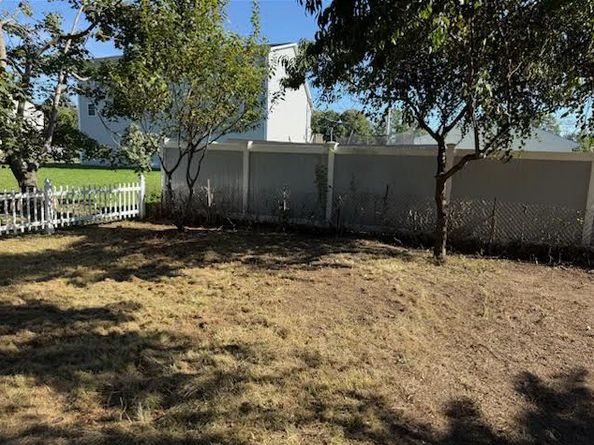 28 Frash Street, Stratford CT 06615