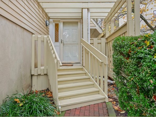 46 Sunrise Hill Road 46, Norwalk CT 06851