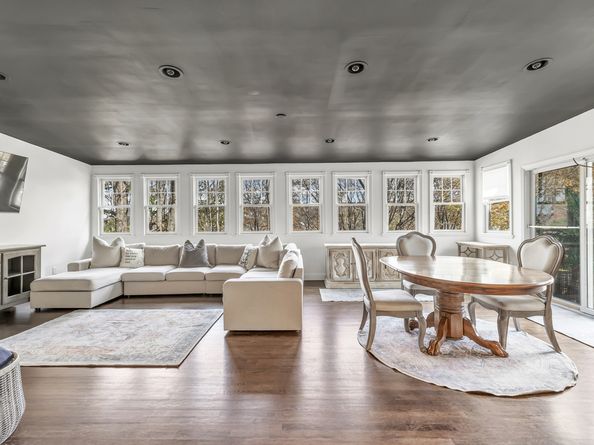 93 Myrtle Street, Shelton CT 06484