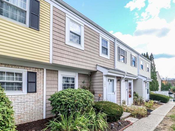 93 Park Avenue 1204, Danbury CT 06810