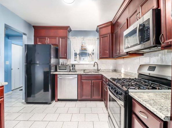 93 Park Avenue 1204, Danbury CT 06810