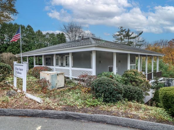 93 Park Avenue 1204, Danbury CT 06810