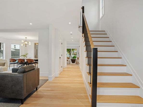 24 Valley Road, Greenwich CT 06807