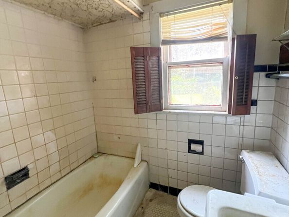 130 Wilkins Avenue, Bridgeport CT 06606