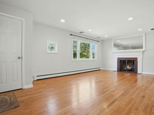 918 Daniels Farm Road, Trumbull CT 06611