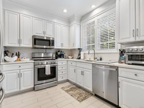 104 Ritch Avenue W Apt 6, Greenwich CT 06830