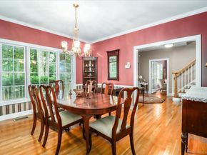 11 Emerald Ridge Court, Shelton CT 06484