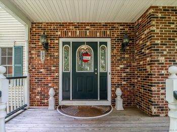 11 Emerald Ridge Court