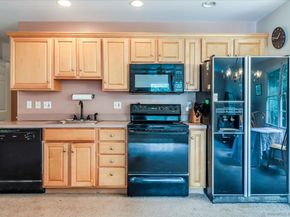 11 Emerald Ridge Court, Shelton CT 06484