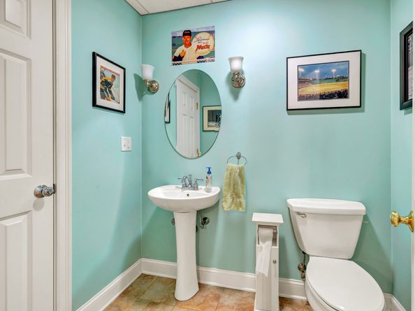 941 Constitution Boulevard N, Shelton CT 06484