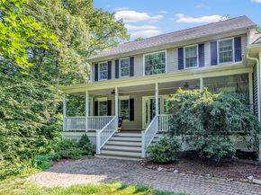 941 Constitution Boulevard N, Shelton CT 06484