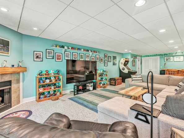 941 Constitution Boulevard N, Shelton CT 06484