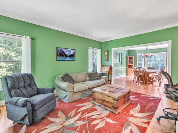 941 Constitution Boulevard N, Shelton CT 06484