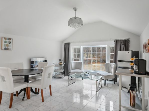20 Fieldstone Drive, Easton CT 06612