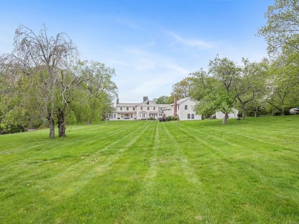 20 Fieldstone Drive, Easton CT 06612