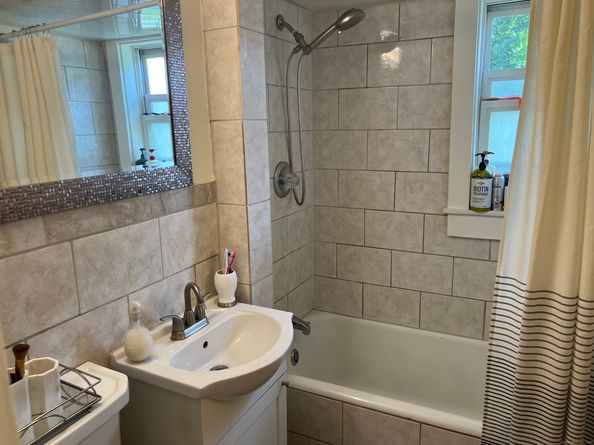  63 Court A, Bld 18 Court, Bridgeport CT 06610