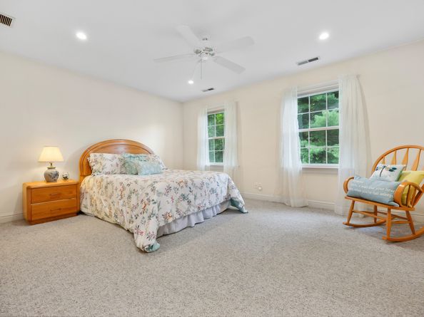 28 Sunnyview Drive, Redding CT 06896