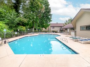 2437 Bedford Street A12, Stamford CT 06905