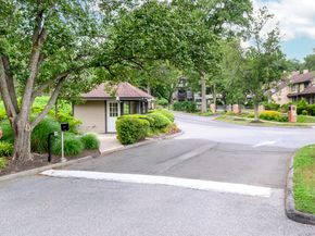2437 Bedford Street A12, Stamford CT 06905