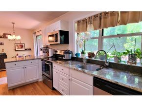 162 Colonial Road Apt 1, Stamford CT 06906