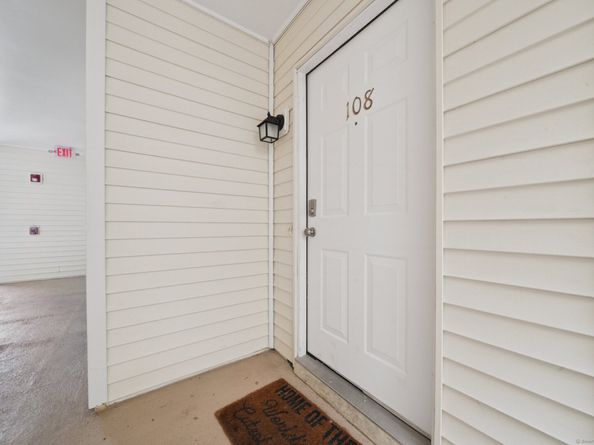 49 Glenbrook Road APT 108, Stamford CT 06902