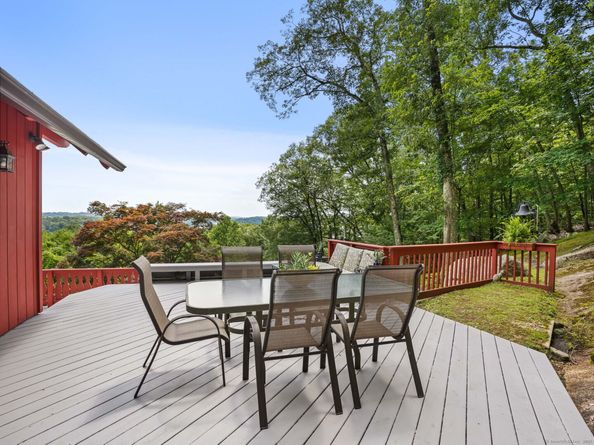 Undisclosed Address #24114517, New Fairfield CT 06812