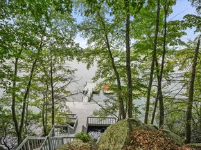 Undisclosed Address #24114517, New Fairfield CT 06812