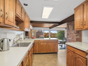 Undisclosed Address #24114517, New Fairfield CT 06812