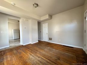40 Jane Street, Bridgeport CT 06608