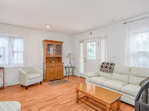 20 Wild Horse Road, Stamford CT 06905
