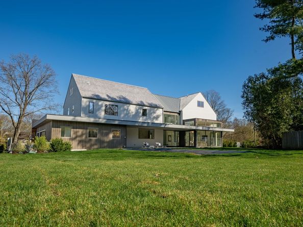 14 Five Mile River Road, Darien CT 06820