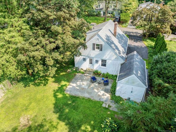 33 Halsey Drive, Greenwich CT 06870
